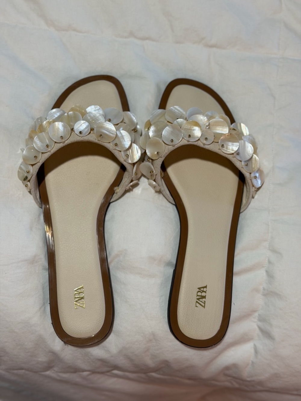 Zara Cream Shell-Accent Slide Sandals